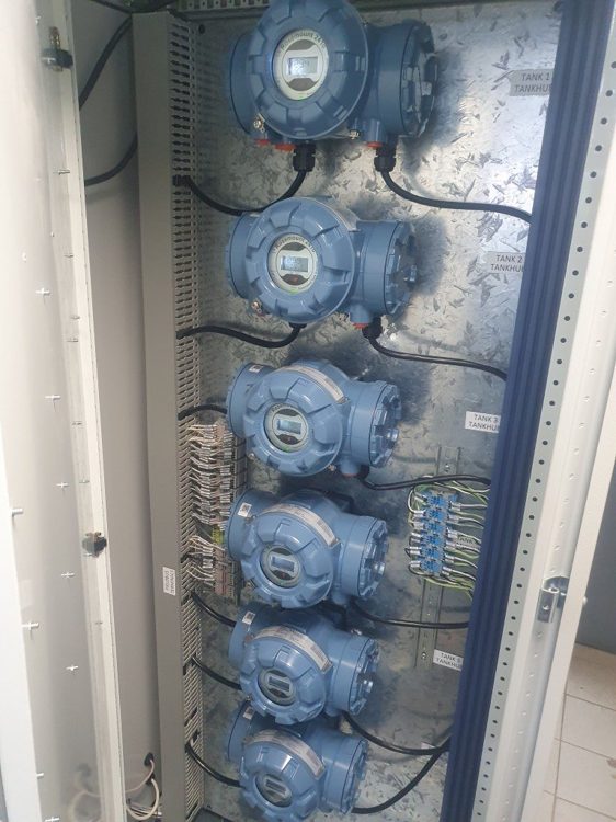 Additional equipment and field work photograph
